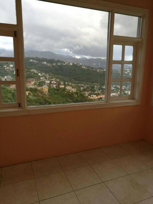 קינגסטון A Lovely Jamaican Get-Away מראה חיצוני תמונה